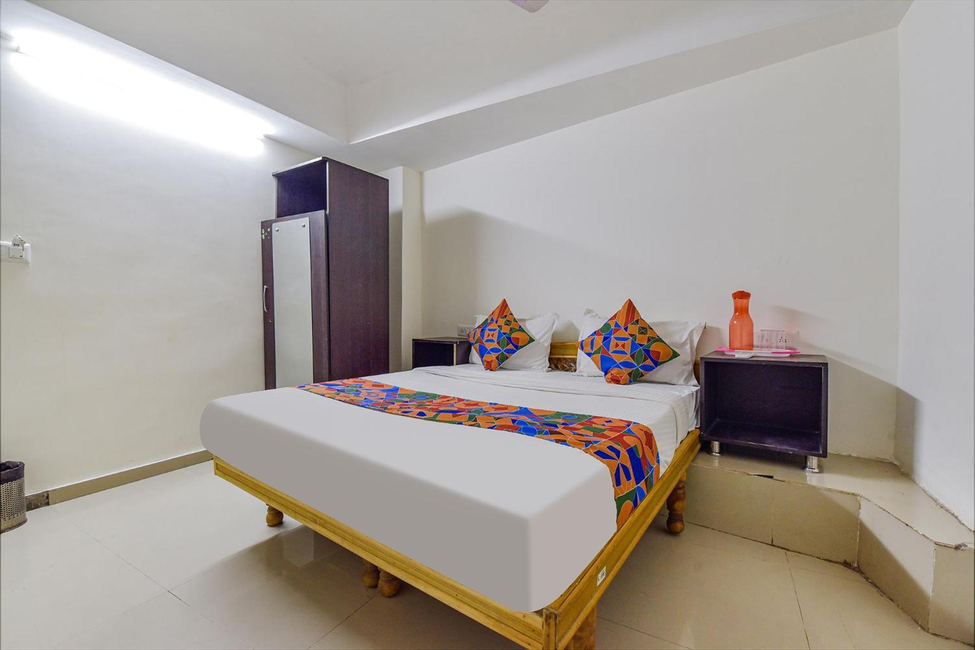 Hotel O Himalaya Inn Ahmedabad Ngoại thất bức ảnh