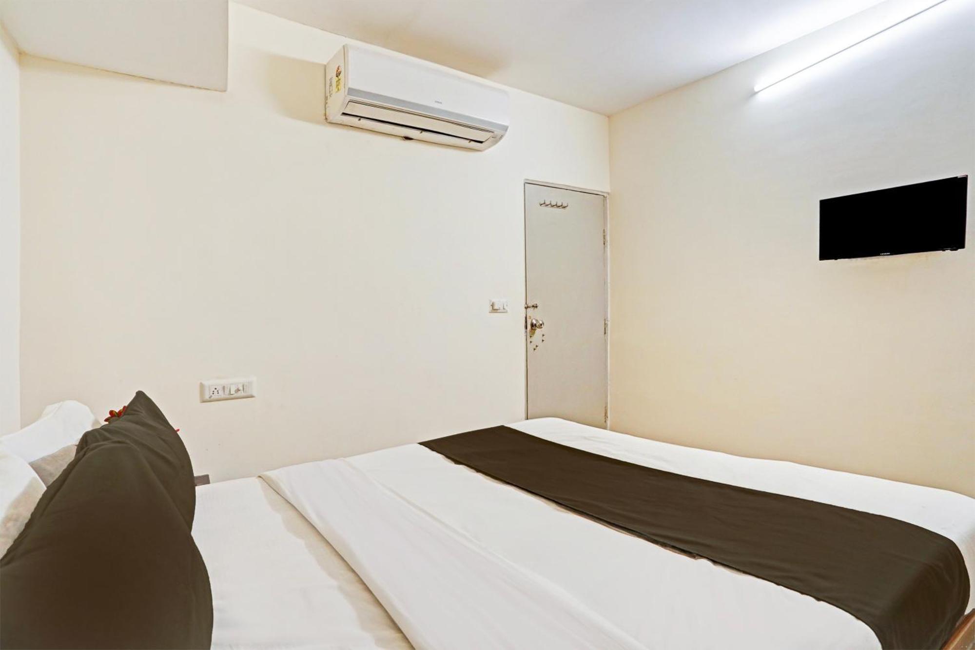 Hotel O Himalaya Inn Ahmedabad Ngoại thất bức ảnh