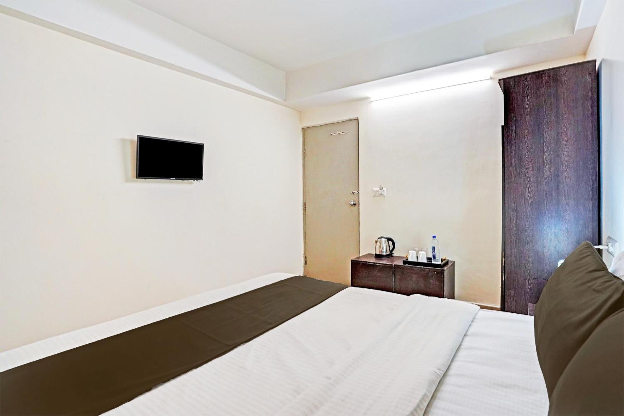 Hotel O Himalaya Inn Ahmedabad Ngoại thất bức ảnh
