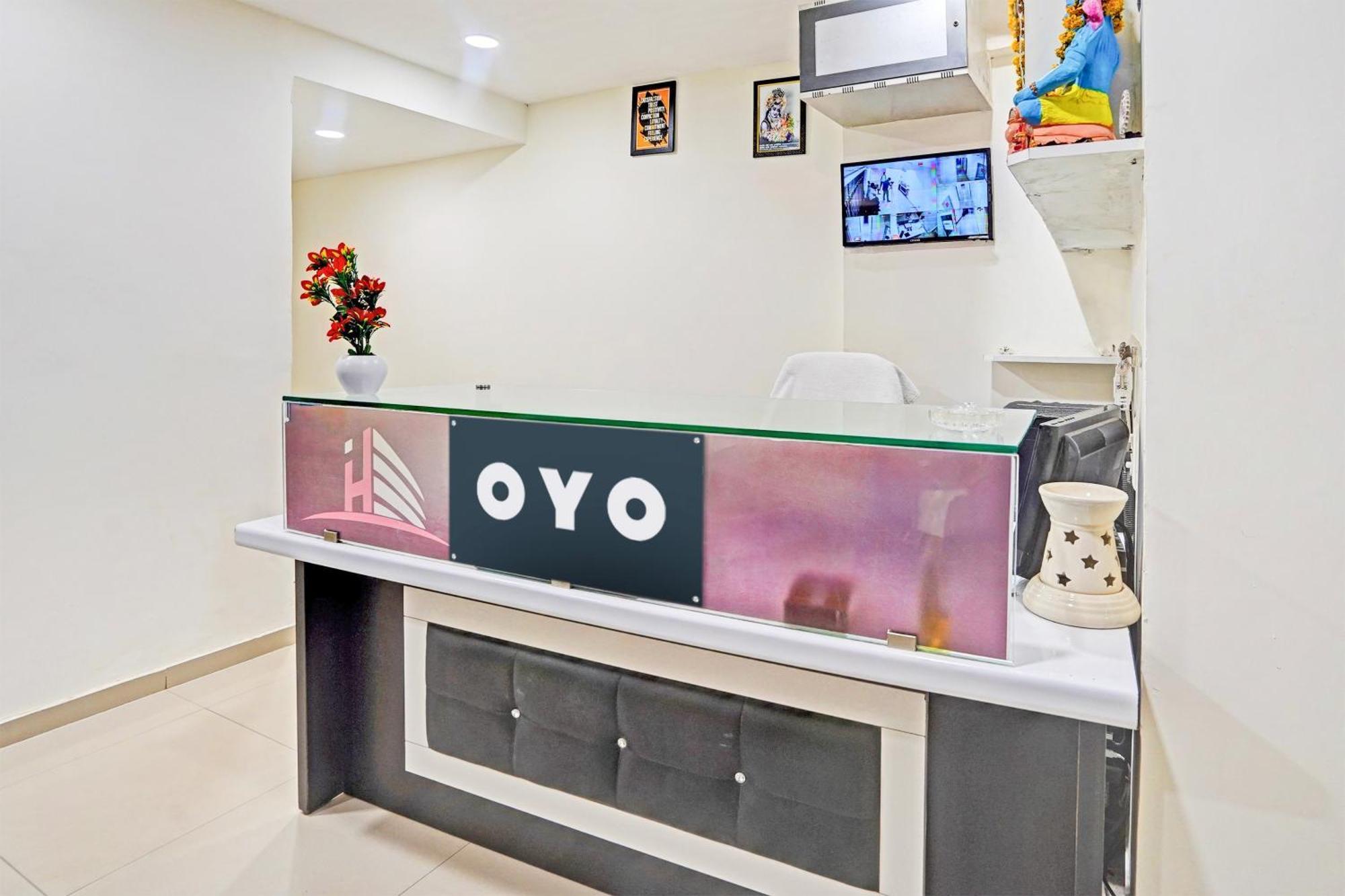 Hotel O Himalaya Inn Ahmedabad Ngoại thất bức ảnh